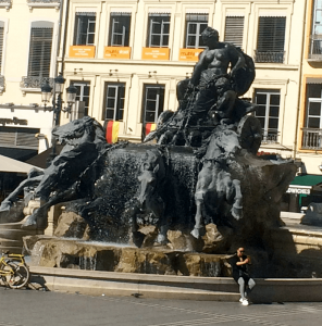 Lyon bought the Bartholdi Fountain, by the famous sculptor of the Statue of Liberty, when the city of Bordeaux, which had commissioned it, said it was too expensive. 